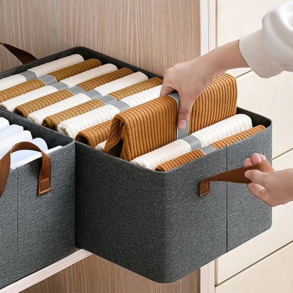 Foldable Wardrobe Organizer with Durable Handle